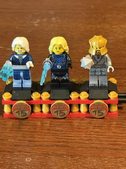 LEGO NINJAGO Master 15th Anniversary Minifigures Lot of 3 w/ Stands