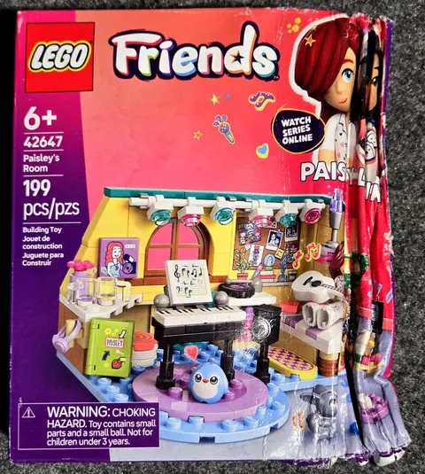 LEGO Friends Paisley's Room 42647 New in Damaged Box