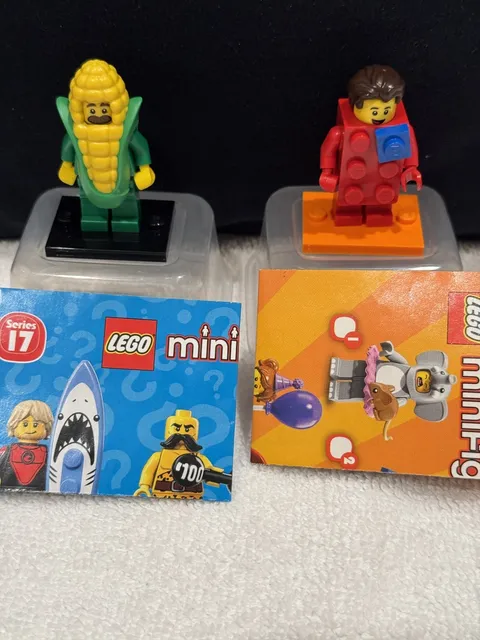 LEGO Corn Cob Guy Minifigure Series 17 & Series 18 Brick suit Guy Baseplate 