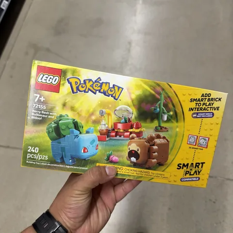 LEGO Pokémon 72155 Berry Bash Bulbasaur & Bidoof 240pcs 7+ Smart Tag 2-Pack) 
