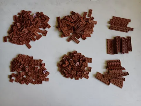 LEGO BULK LOT 380 REDDISH BROWN FLAT PLATES 2X2 2X3 2X4 2X6 2X8 2X10