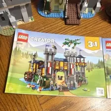 LEGO CREATOR: Medieval Castle (31120)