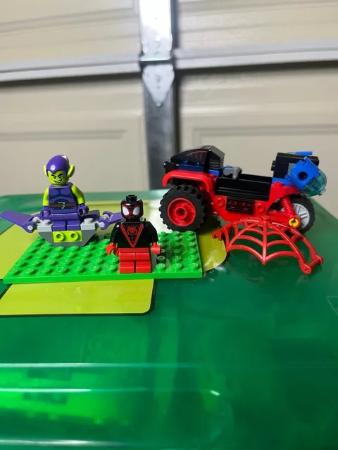 SPIDER-MAN'S TECHNO TRIKE lego legos set green goblin miles morales 10781