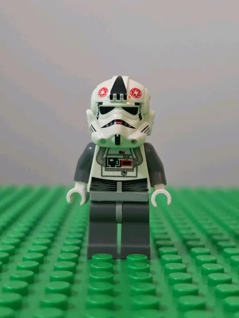 LEGO Star Wars AT-AT Driver Stormtrooper Minifigure Figure sw0262