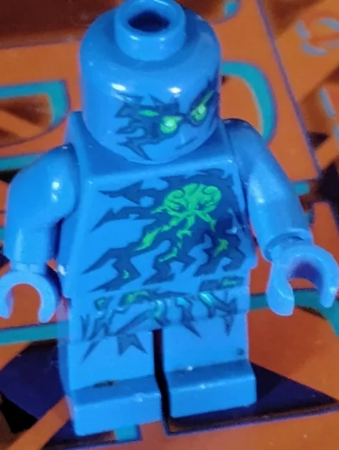 LEGO Ninjago NRG Jay Minifigure njo061 Rise of the Snakes 9570 