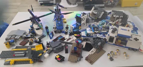MIXED LEGO City Police Mobile Command CENTER   Unit 60139  Mountain Arrest 60173