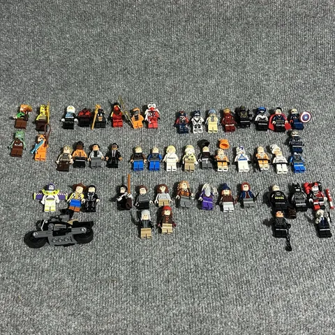 LEGO Minifigure Lot ~50 Marvel Star Wars Ninjago Harry Potter Minecraft Batman
