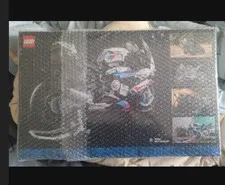 LEGO Technic 42130 BMW M 1000 RR 1:5 Motorcycle New Sealed