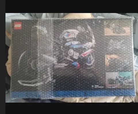 LEGO Technic 42130 BMW M 1000 RR 1:5 Motorcycle New Sealed