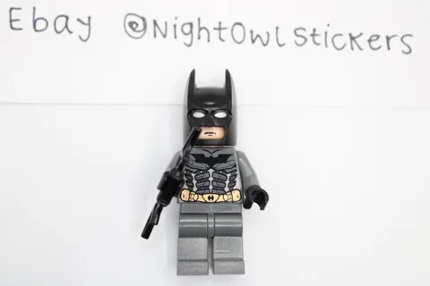 Lego Batman (Bat024) - Dark Bluish Gray Suit *CLEAN* Vintage (2008)