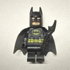 LEGO Batman Minifigure w/ Cape & Batarang Foil Pack Limited Edition Age 6+