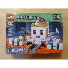 Lego The Skull Arena Minecraft 21145 Retired NIB Sealed Box
