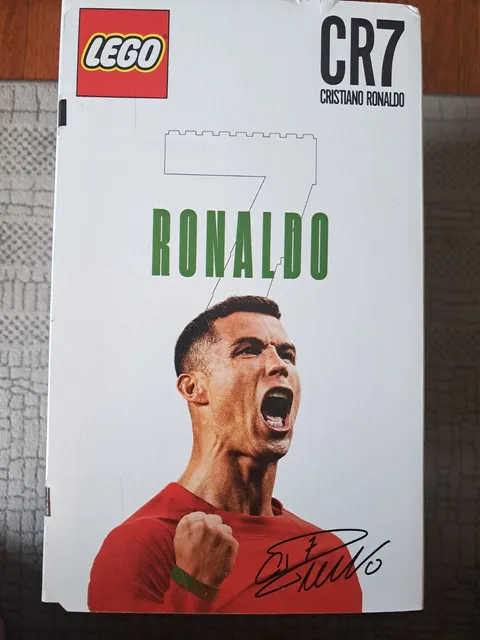 LEGO 66823 Editions Cristiano Ronaldo Collector's Set Co-Pack, Building Toy with
