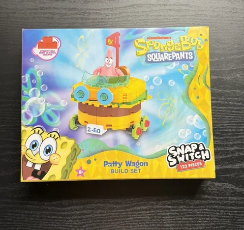 SpongeBob SquarePants Patty Wagon Build Set 122 Pieces Snap & Switch NEW