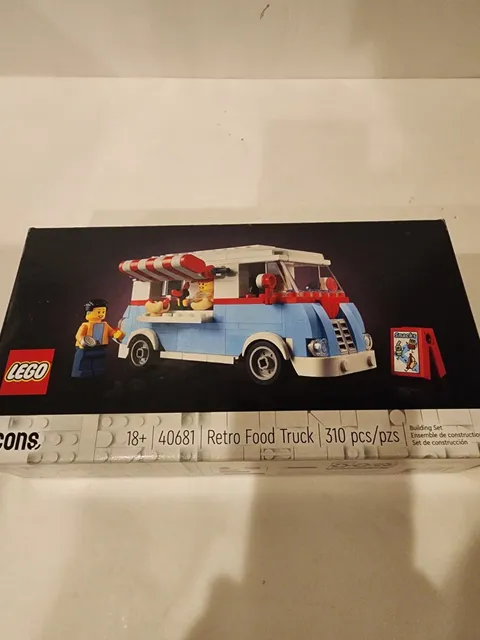 LEGO 40681 Retro Food Truck Promo Set -Limited release - BRAND NEW & SEALED!