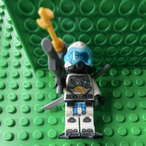 NEW LEGO Ninjago Seabound Minifigure - Zane, Scuba Gear (njo699)