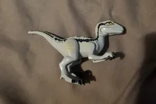 LEGO Velociraptor Dark Blue Tan Minifigure Jurassic World 76946 Raptor Dinosaur