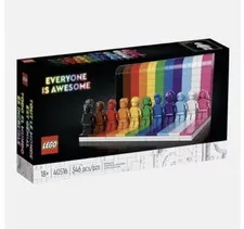 New !!! Lego Everyone Is Awesome Set