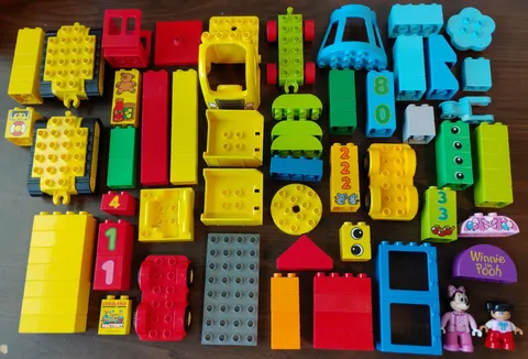 Lego DUPLO Lot of 100 Pieces - Blocks Bricks Figures Specialty - Various Colors