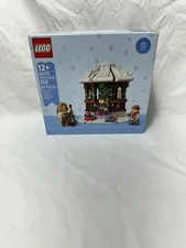 LEGO Winter Gazebo 40778 Christmas Winter Holiday GWP Limited Edition NEW