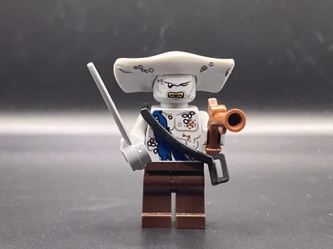 LEGO MINIFIGURE PIRATES OF THE CARIBBEAN MACCUS - POC032 W/ ACCESSORIES RETIRED