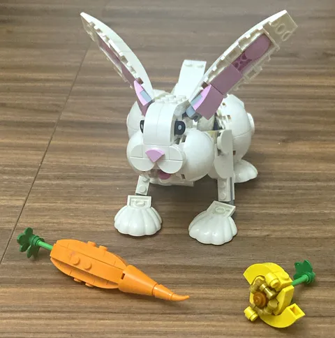 LEGO Creator 31133 3-in-1 White Rabbit. missing box & instructions.