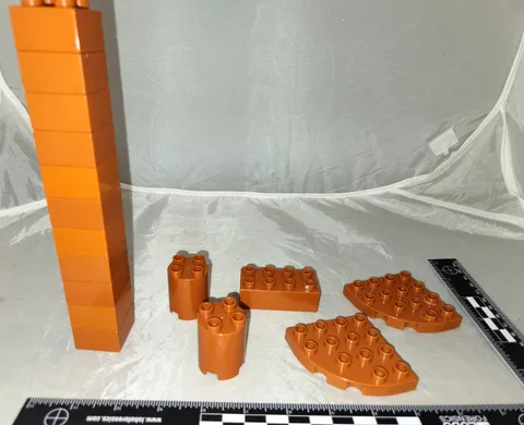 Lot of 16 Brown Lego DUPLO Bricks 2x2, 2x4, 2 x4 Round, Round Corner 4x4 Plate