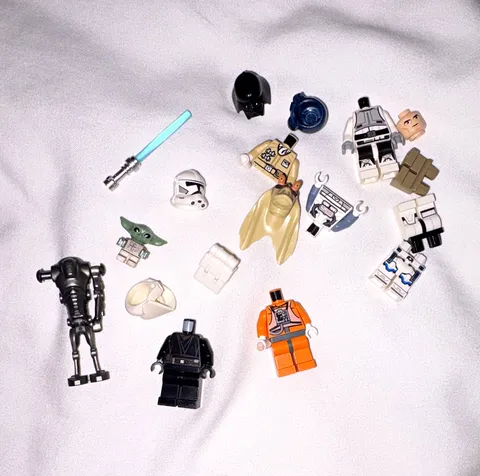 LEGO Star Wars Minifigure Parts Lot - Gungan, Grogu, Clone, and accessories