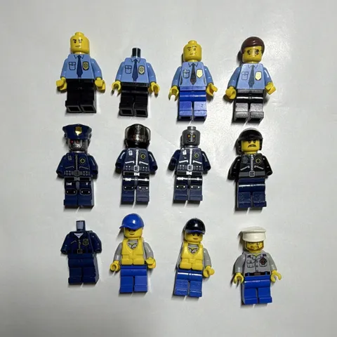 LEGO Random Police Officer Minifigure Lot 12 Mixed Figures Parts & Accessories 