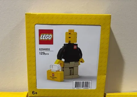 LEGO 6394855 Grand Store Opening LEGO GUANGZHOU 2021 Minifigure (Factory Sealed)