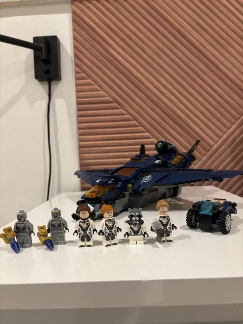LEGO Marvel 76126 Superheroes: Avengers Ultimate Quinjet W/ Minifigures UL18