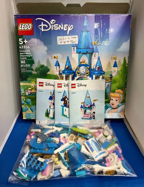 LEGO Disney Princess Cinderella and Prince Charming's Castle (43206)
