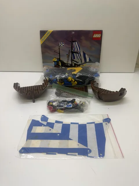 LEGO 6274 Caribbean Clipper 1989 Bluecoat Ship with Instructions