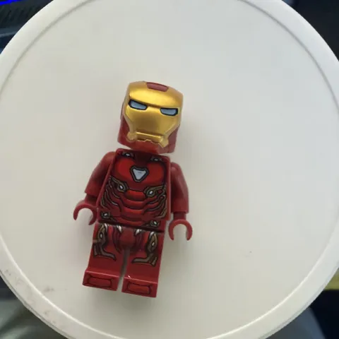 Lego Iron Man Mark 45 Armor 76029 Marvel Super Heroes Minifigure SH0164