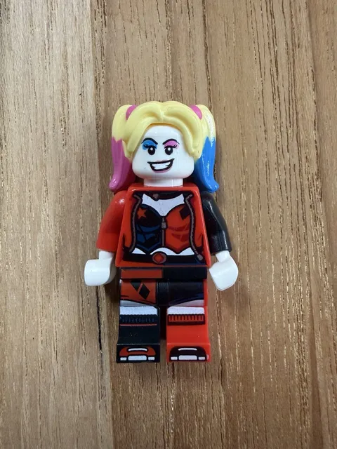 Lego DC Super Heroes Minifigure SH0650 Harley Quinn