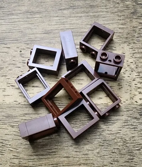 LEGO Reddish Brown Window 1 x 2 x 2 Flat Front. QTY 10. 60592.