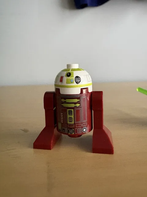 LEGO Star Wars R7-A7 Astromech Droid Minifigure 75401 Ahsoka’s Jedi Interceptor