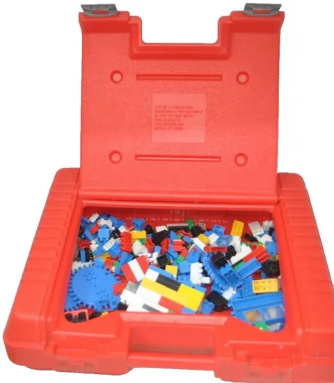 Vintage 1985 Lego Case & PARTS BRICKS Legos 15x12x5