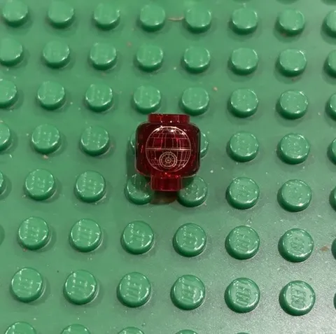 NEW LEGO - Figure Head - Star Wars - Gold Death Star Pattern x 1 - 8039