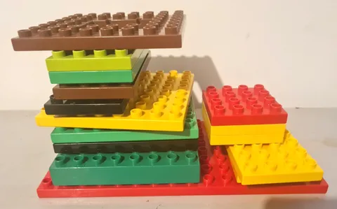 DUPLO LEGO BULK LOT BASEPLATE ASSORTED COLOURS. CODES IN PHOTOS.