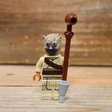 LEGO Star Wars Tusken Raider Minifigure sw1074 Dark Tan Head with Spikes
