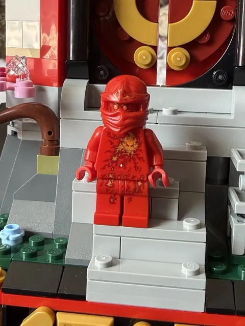 LEGO Ninjago NRG Kai, Mint Condition, Authentic LEGO Ninago Minifigure