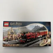 LEGO Harry Potter Hogwarts Express & Hogsmeade Station 76423