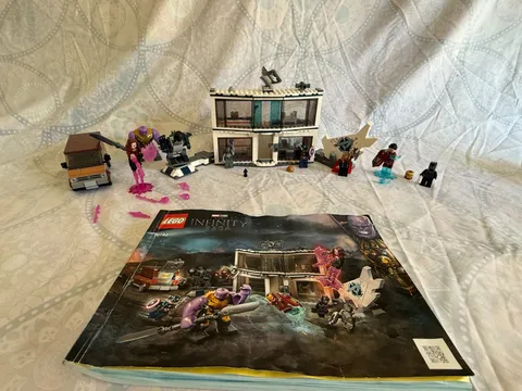 Lego 76192 Infinity Saga Avengers End Game final Battle Cast. Am, Ant Man, +USED