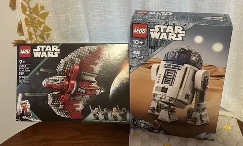 Lego Star Wars Bundle: R2-D2 (75379) & Ahsoka’s T-16 Jedi shuttle (75362) NEW