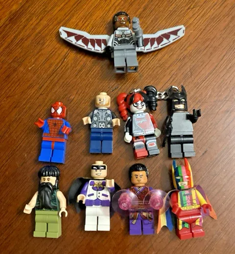 LEGO Super Heros and Villains Minifigure Lot Of 9 Batman, Spiderman, Harley Quin