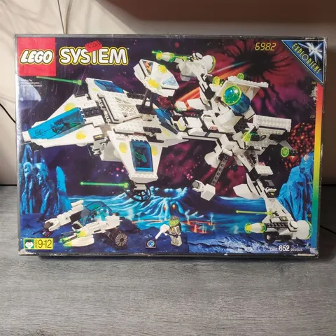 Vintage LEGO Exploriens Starship 6982 System 1996 Space Set New 652 Pieces Rare