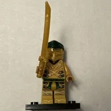 NINJAGO: LEGO Gold & Green Minifigure w/ Gold Sword Back Accessory Green Hair