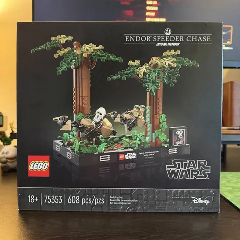 (RETIRED) LEGO Star Wars Endor Speeder Chase 75353 Limited Edition 608pc 18+ Box