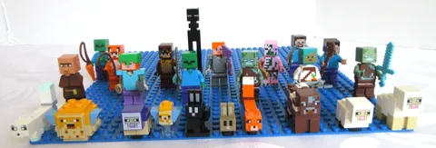 Mixed Lot of 24 LEGO Minecraft Minifigures, ANIMALS and Accessories